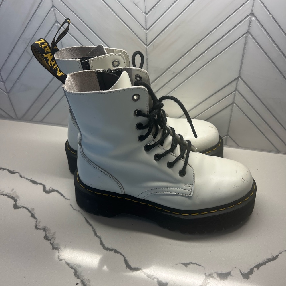 Doc Marten Jadon boot